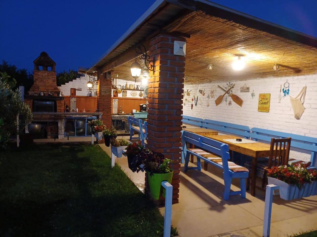 Vila Jone Golem  Exterior foto